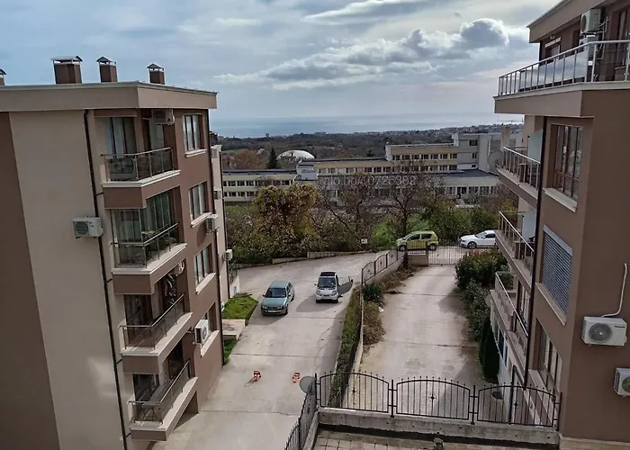 Vinitsa Coastal With Balcony * Varna